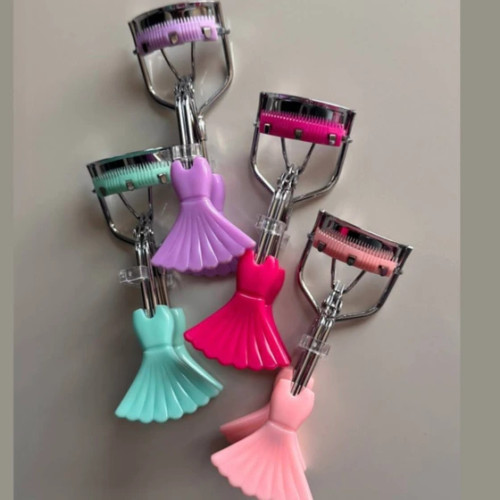 فرمژه برس دار طرح پری